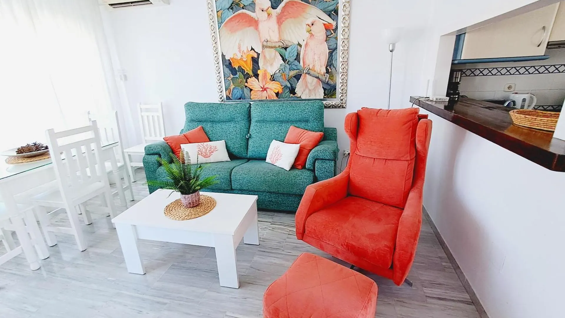 Beautiful 1 Bedroom, Carihuela Torremolinos 0*,  España