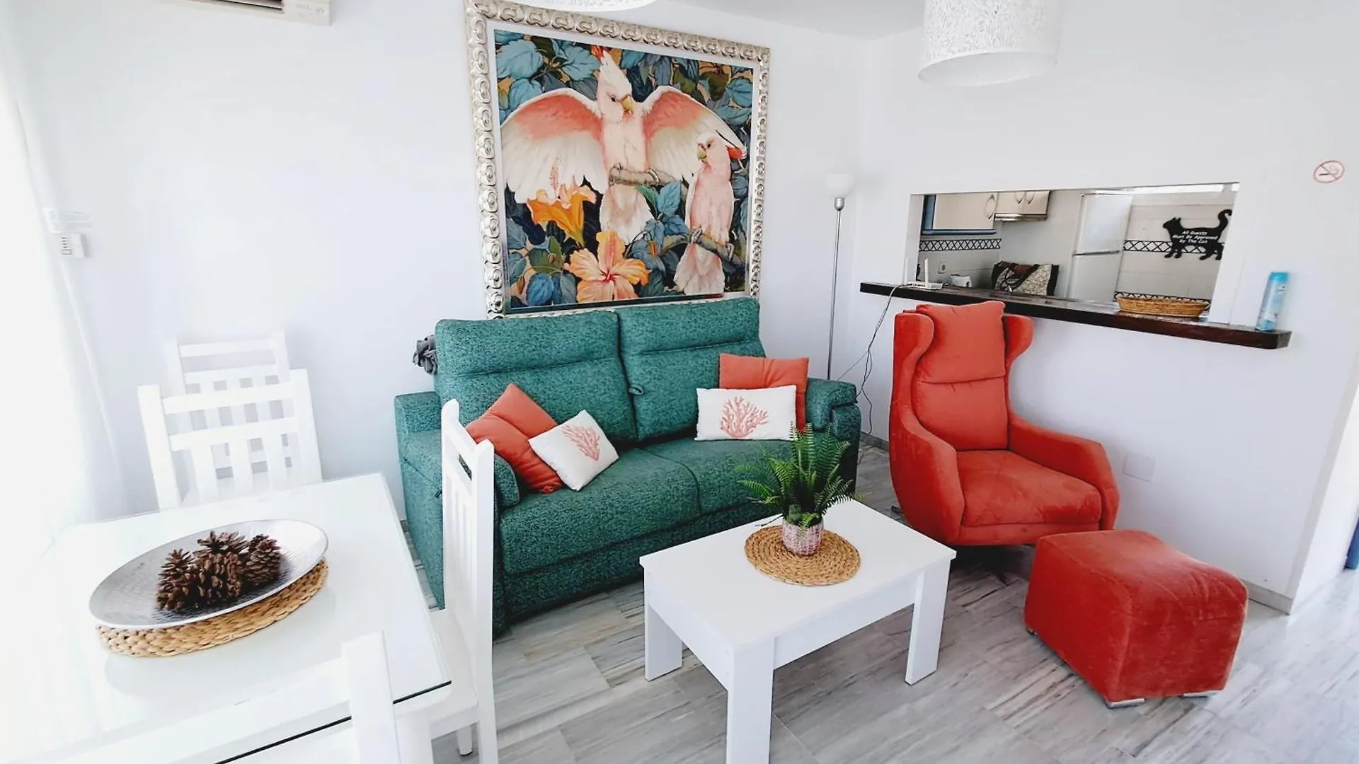 Beautiful 1 Bedroom, Carihuela Torremolinos 0*,  España